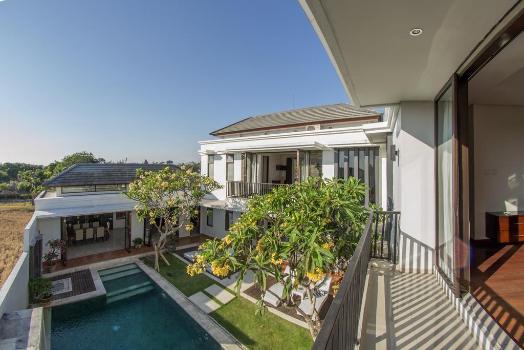 Villa Uma Girasole Canggu  Luaran gambar