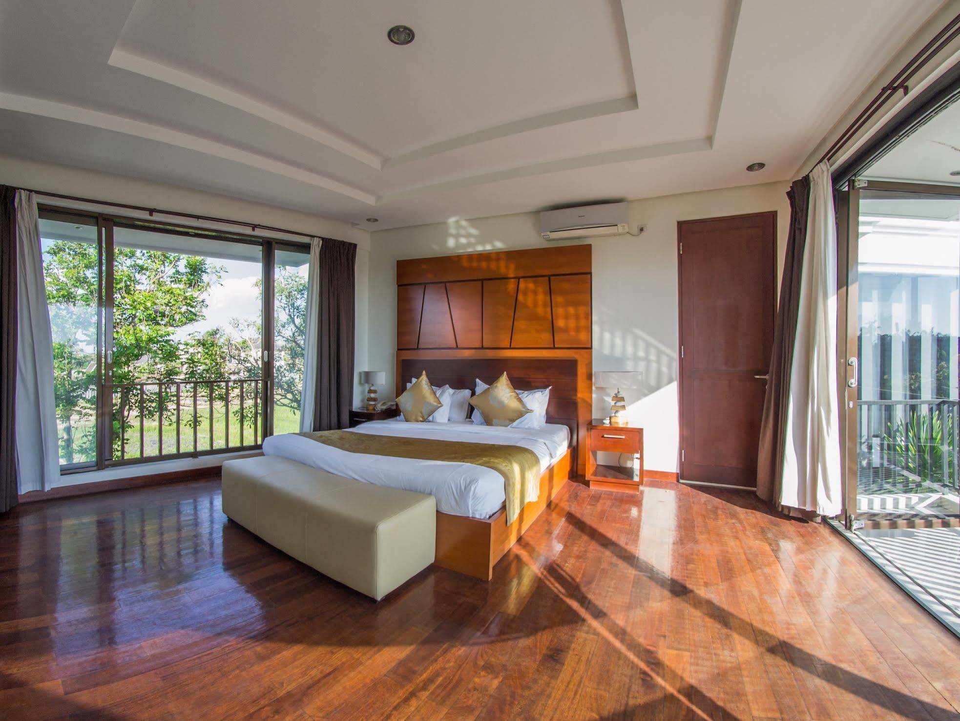 Villa Uma Girasole Canggu  Luaran gambar